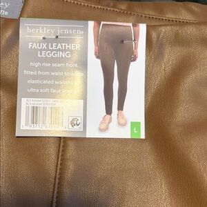 Women’s Faux Leather Leggings